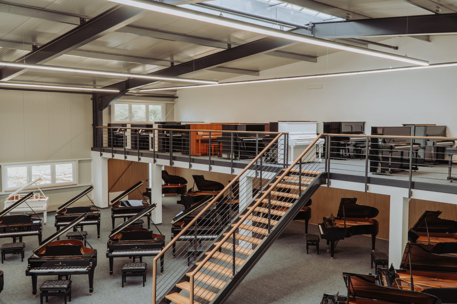 In unserem Klavierhaus unweit von Köln können Sie zahlreiche Instrumente testen.