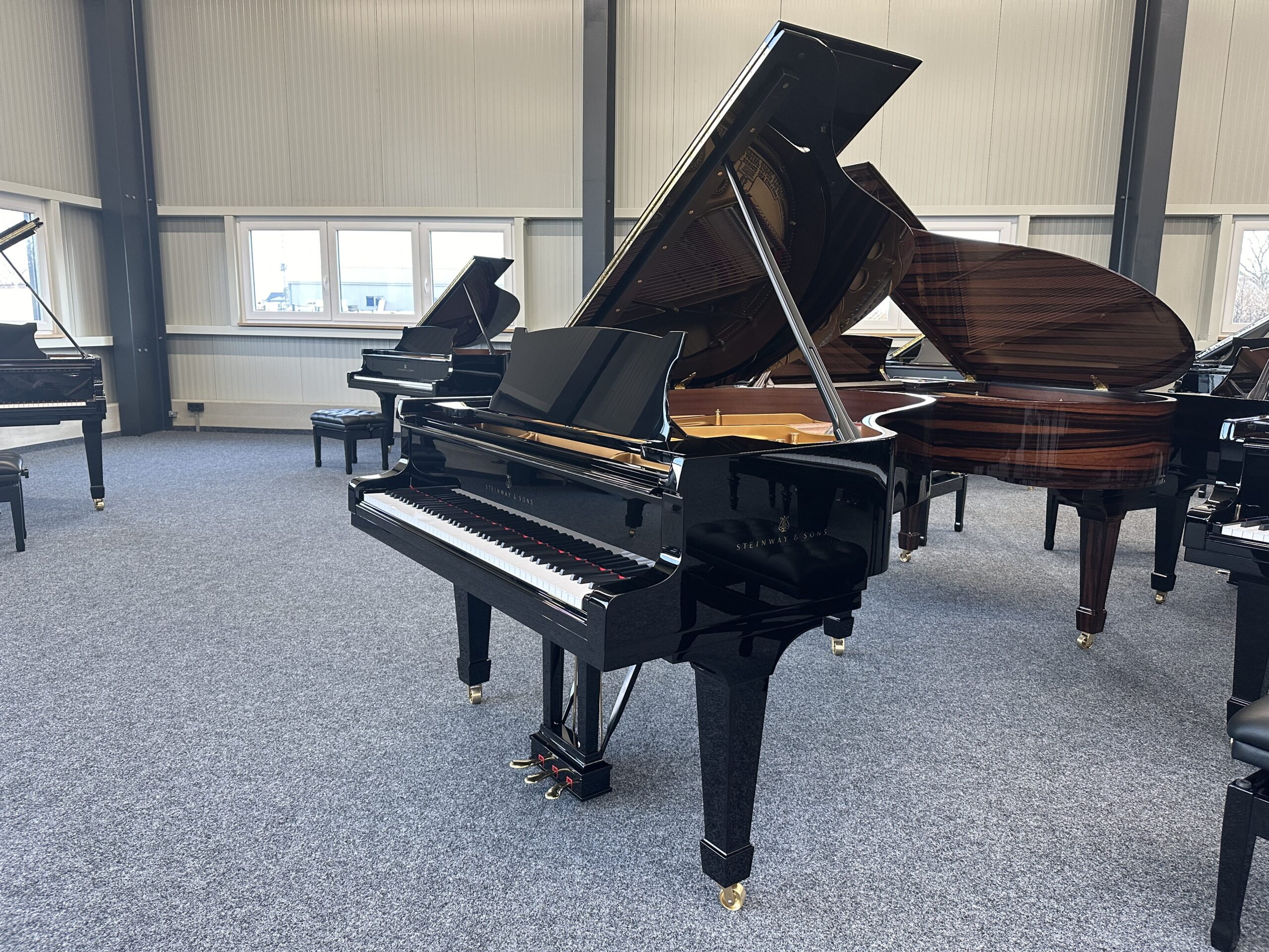 Steinway & Sons A-188