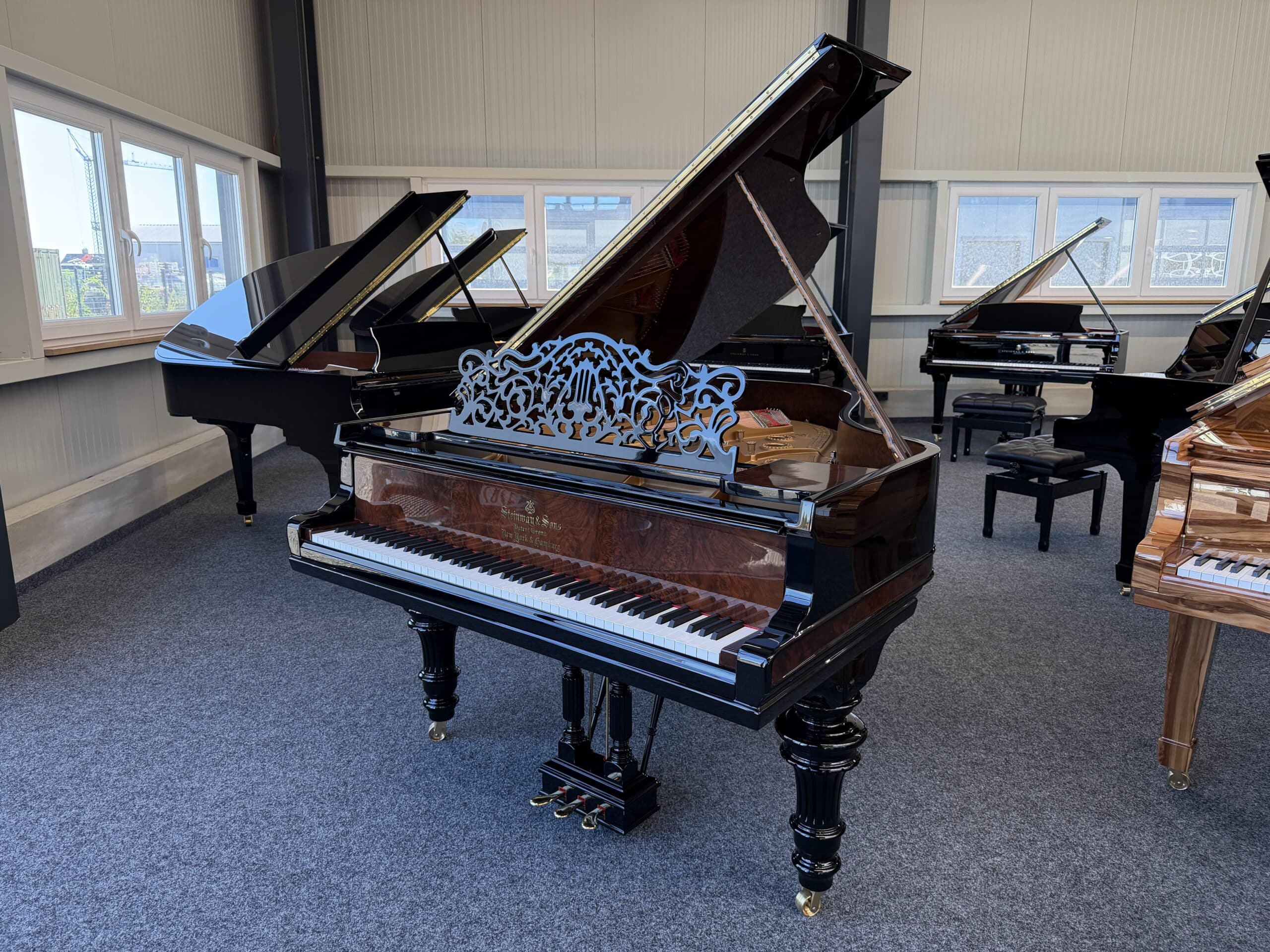 Steinway & Sons A-188