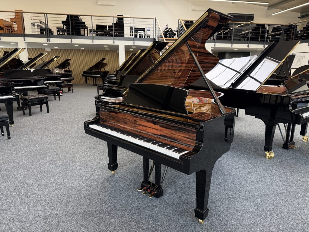 Steinway & Sons B-211 – Piano Spengler