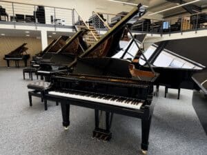 Steinway & Sons B-211 – Piano Spengler