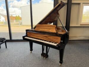 Steinway & Sons O-180 – Piano Spengler